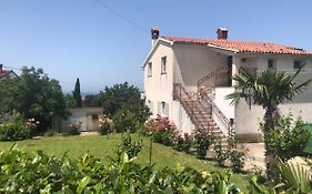 Apartman Sara